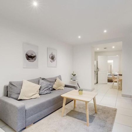 250 Suite Sainte - Superb Apartment In Paris Exteriör bild